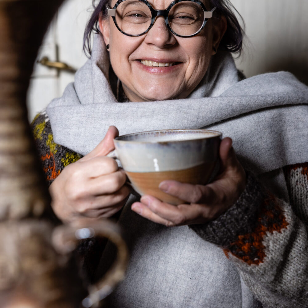 Paula_Ruuttunen_2021_kuva_Pihla_Liukkonen_Kontrastia-6 Keraamikko Paula Ruuttunen